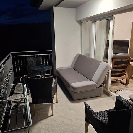 Apartma Med Oljkami - ปอร์โตรอซ ภายนอก รูปภาพ